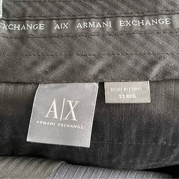 ARMANI EXCHANGE A/X Dress Pants Pinstriped Gray and Black Flat Front 33R - Picture 9 of 10